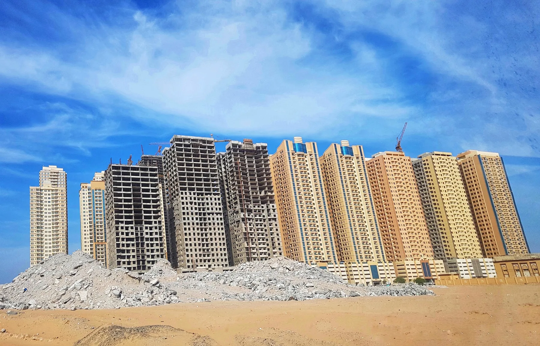 Emirates City
